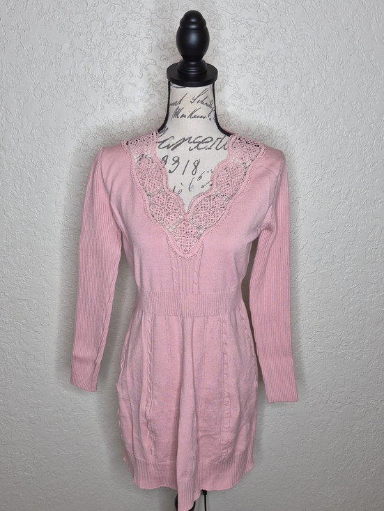 Dresses & Skirts - Embroidered Detail Sweater Dress Feminine Coquette Light Pink Size M
